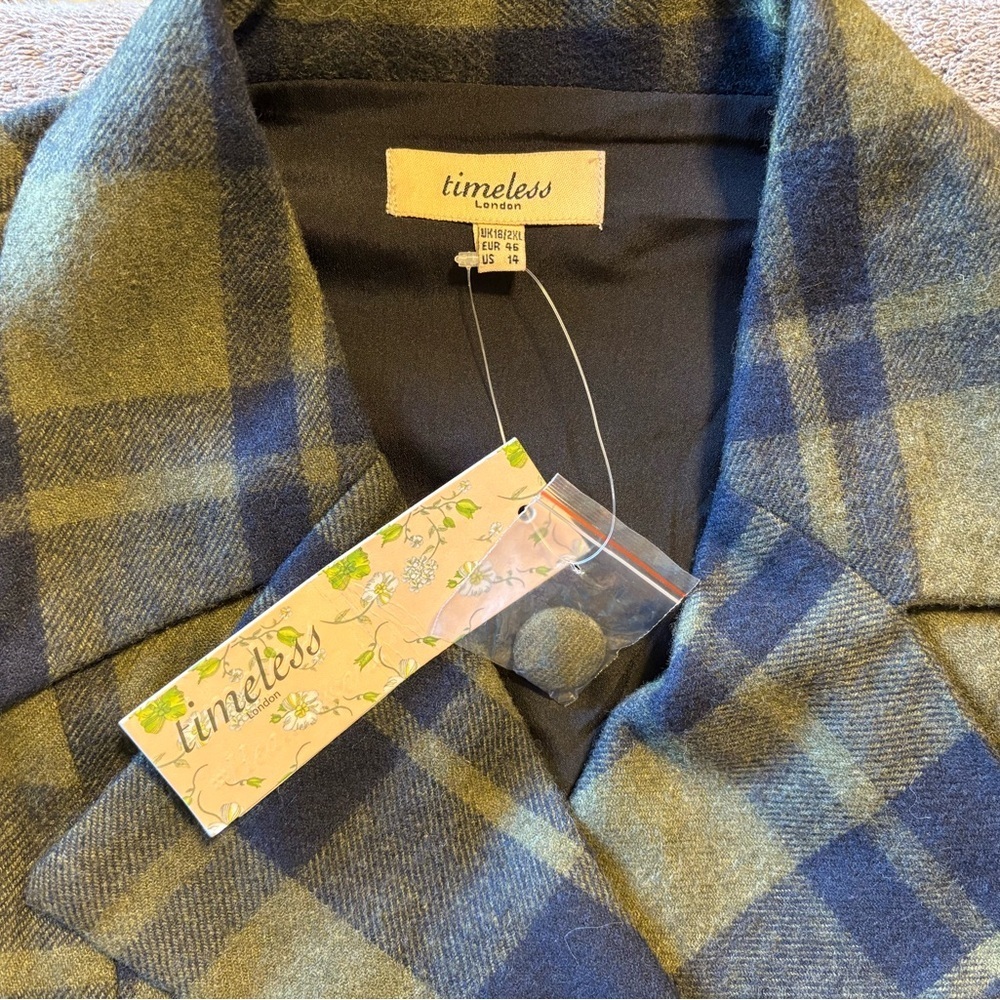 Timeless London Sage Green Check Cropped 1950’s Double Breasted Jacket Size 14 - Picture 3 of 6
